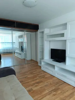 Inchiriez apartament 2 camere, Berceni, strada Panselelor.