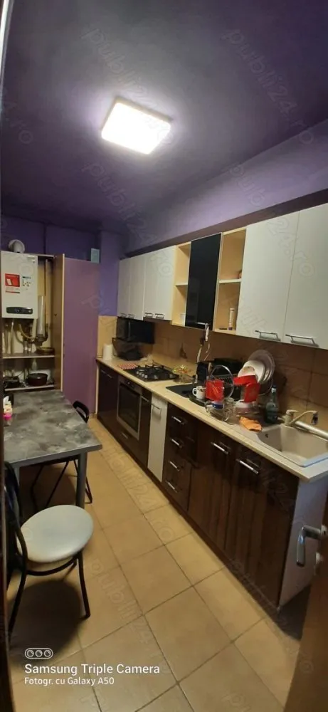 inchiriez apartament 3 camere ,loc parcare