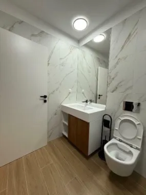 Închiriere apartament 2 camere Complex Rezidenţial One Cotroceni - proprietar