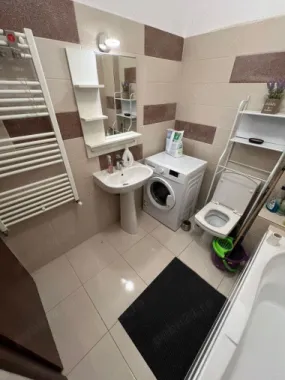 Particular - închiriez 2 camere - metrou Gorjului