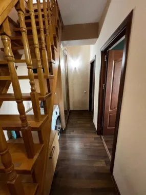 3 camere, Metalurgiei