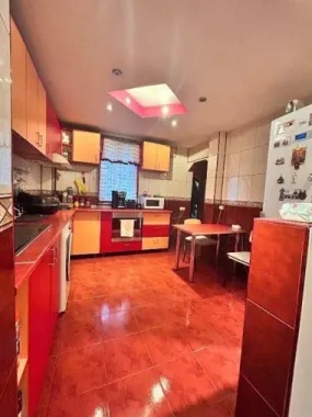 Apartament 3 camere Lujerului + parcare! la 3 minute de metrou.