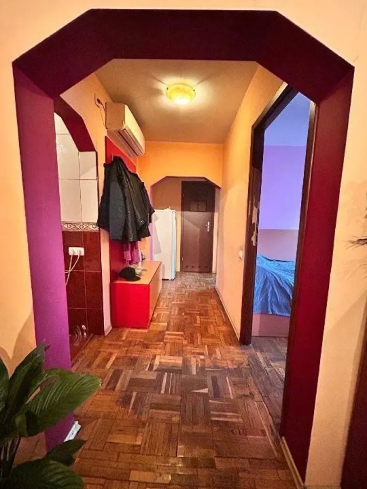 Apartament 3 camere Lujerului + parcare! la 3 minute de metrou.