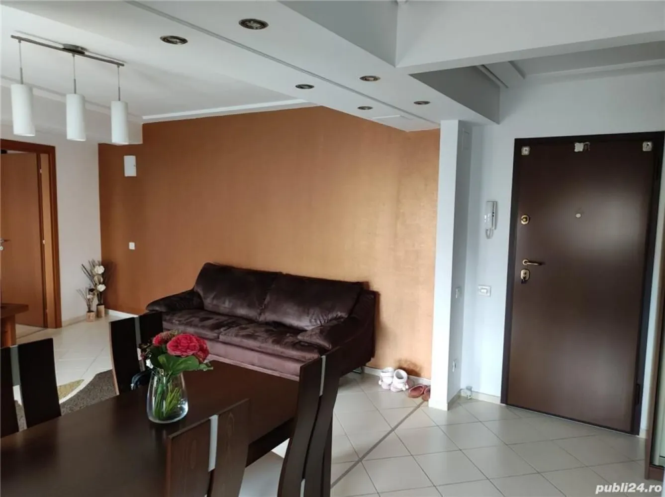 Proprietar vând apartament 3 camere zona Decebal Theodor Speranția