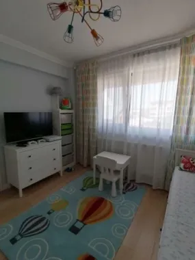 Apartament 3 camere Parc Bazilescu