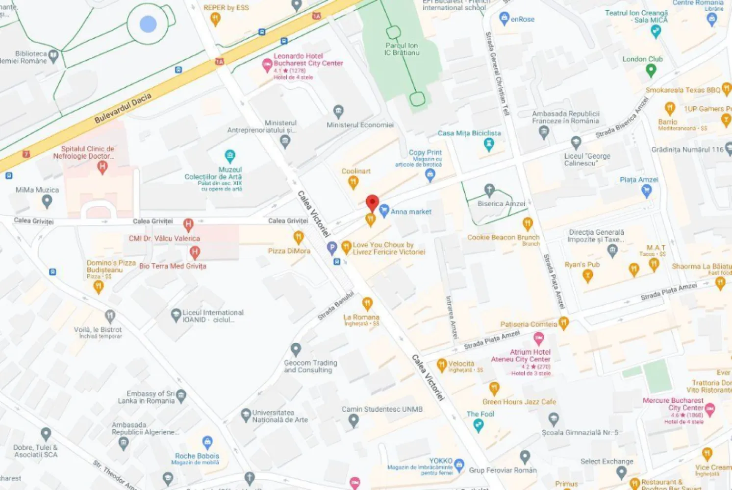 3 cam, Calea Victoriei, ultracentral