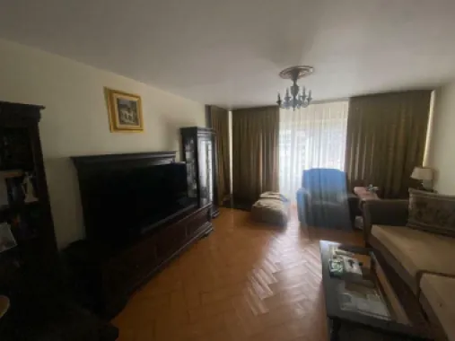 Apartament 3 camere Matei Basarab - centrala proprie