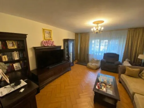 Apartament 3 camere Matei Basarab - centrala proprie