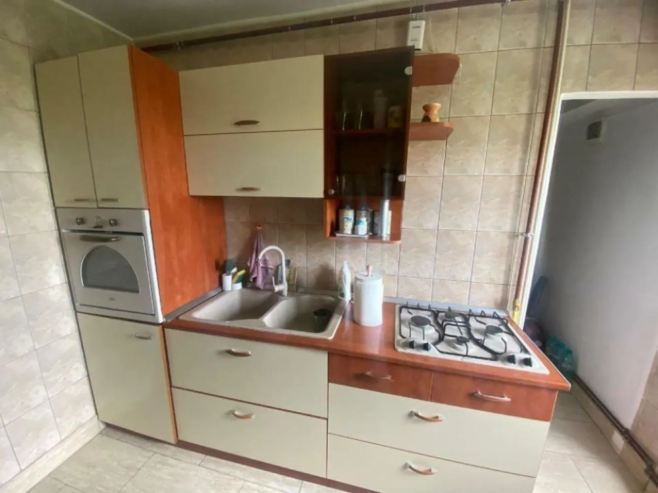 Apartament 3 camere Matei Basarab - centrala proprie