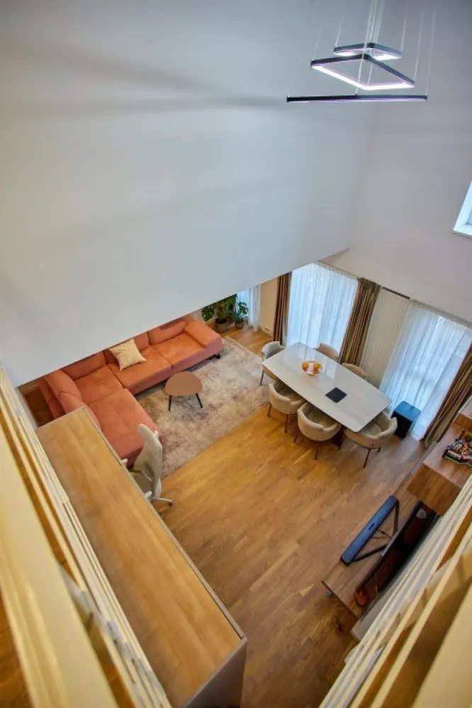 Penthouse duplex luminos, mobilat, 2 locuri parcare+boxa.