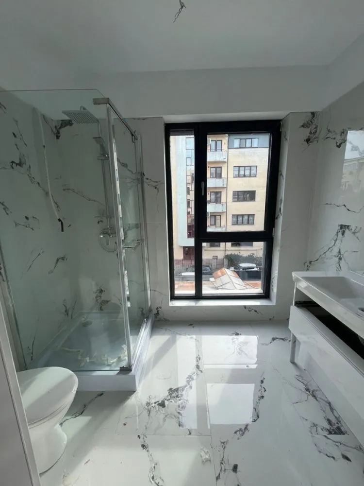 Apartament 3 camere Dorobanti !! Direct proprietar !! - Apartament 3 camere de vanzare Dorobanti , Direct Proprietar !!! Incalzire in pardoseala , centrala termica , Bloc nou !!! Intabulat si cadastrat !!!