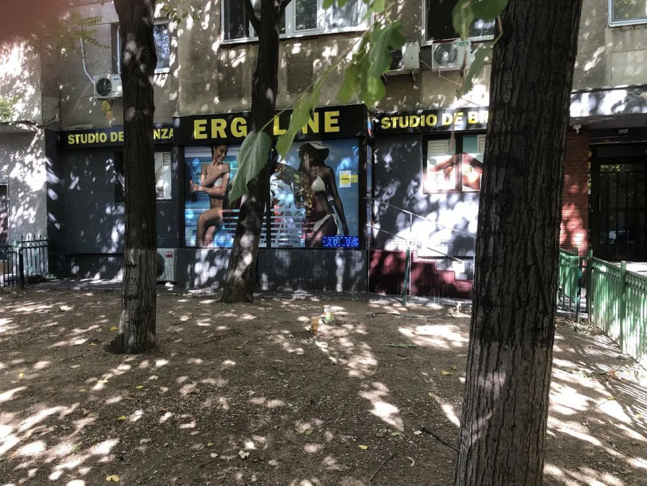 SPATIU COMERCIAL -RAHOVA-margeanului scara acces exterior INTABULATA