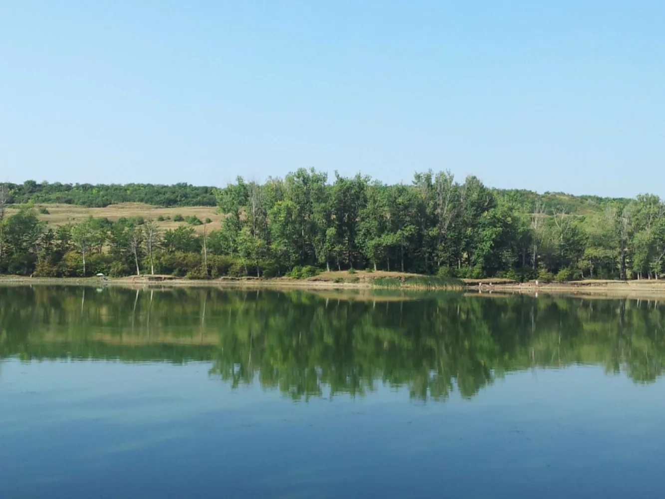 Vand/Inchiriez Casa 460mp+teren 1090mp Lac Ezareni - 1250euro/mp