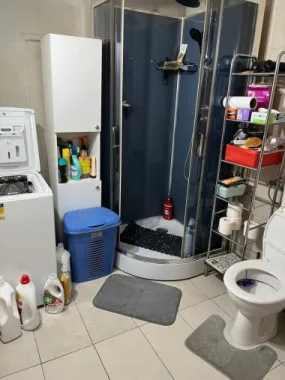 De vanzare casa trei camere