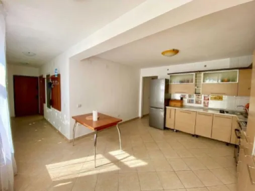 Vila luminoasa Crangasi/ Giulesti, 245 MP construiti, utilitati, 340000 EUR