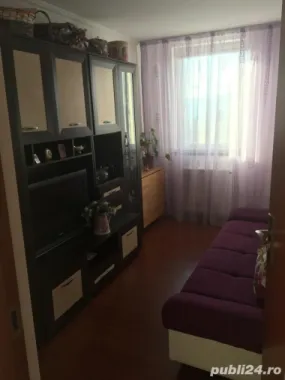Proprietar vind apartament 4 camere sector 2 București