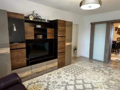 Proprietar: ap 4 cam, 110mp, Bdul Unirii 55, pozitie excelenta