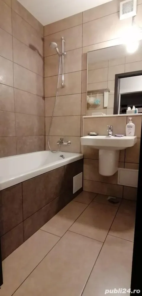 Apartament 4 camere decomandat Pacii-Gorjului-Apusului-Uverturii, COMPLEX COMERCIAL APUSULUI