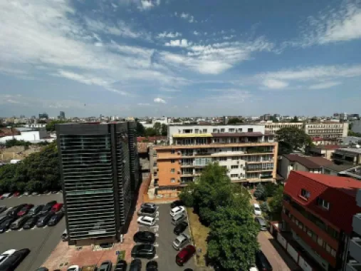 Proprietar: ap 4 cam, 110mp, Bdul Unirii 55, pozitie excelenta