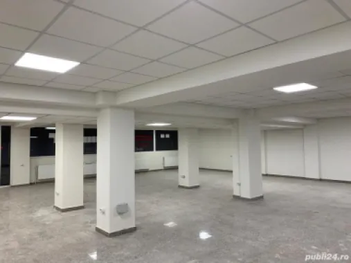 Ofer spre vanzare Spatiu Comercial 170mp + 70mp Parcare