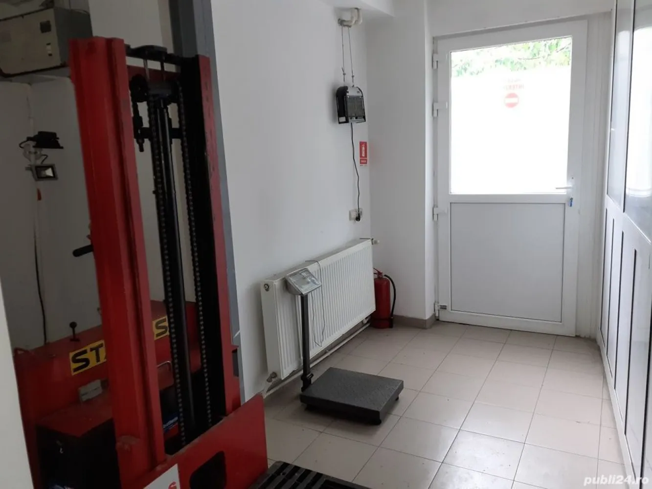 vanzare cladire catering laborator cofetarie bucatarie