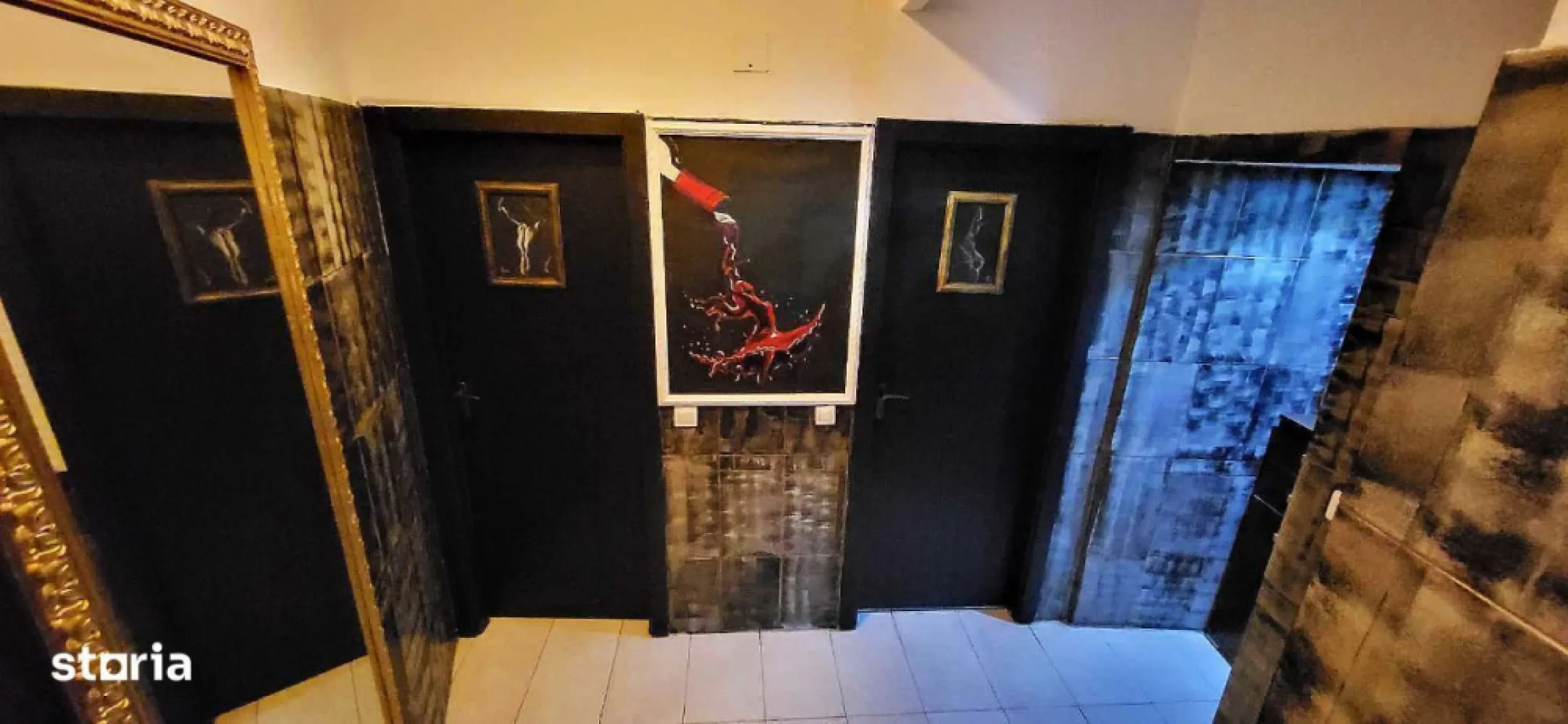 BRASADAS vinde Afacere la cheie Centrul Vechi Pub / Bistro. - Agenția imobiliara BRASADAS vinde afacere la cheie, situata in centrul vechi din Bucuresti, o zona cu un vad mare si cu o clientela deja formata. Firma functioneaza din 2018, locatia este deschisa din 2020 si functioneaza in continuare. (Optional se poate preda fara firma) Afacerea dispune de toate actele valabile necesare : Autorizatie de functionare, DSV, DSP, ISU, PRAM, ETC, iar firma nu are datorii. La preluarea afacerii se ofera toate contactele furnizorilor cu discounturi avantajoase. Spatiul are o suprafata de 158 mp cu bar si sala de mese, 2 bai pentru clienti, hol, bucatarie, spatiu de depozitare, birou, 2 bai pentru personal + cabina de dus. Barul si bucataria dispun de toate echipamentele necesare pentru o functionare corecta. Afacerea se preda cu tot echipamentul si cu toata marfa ramasa. Pretul chiriei este de 3000 euro. (Usor negociabil) Pentru mai multe oferte accesați www.brasadas.com.