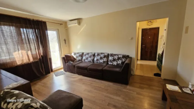 Apartament 4 Camere , et.3/4, Berceni-Racovita