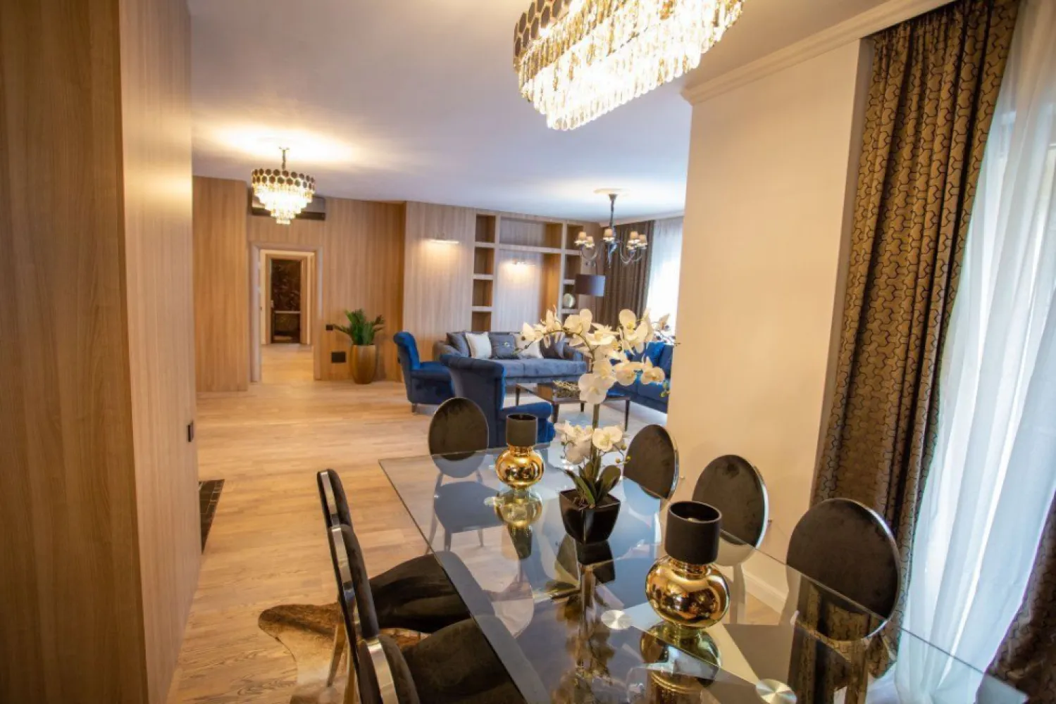 DE VANZARE AP 4 CAMERE LUX, NOU - Apartament Lux, NOU, DE VANZARE