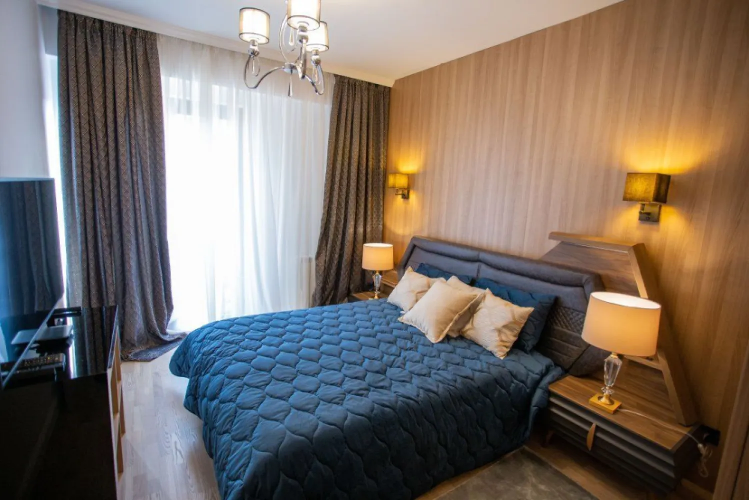 DE VANZARE AP 4 CAMERE LUX, NOU