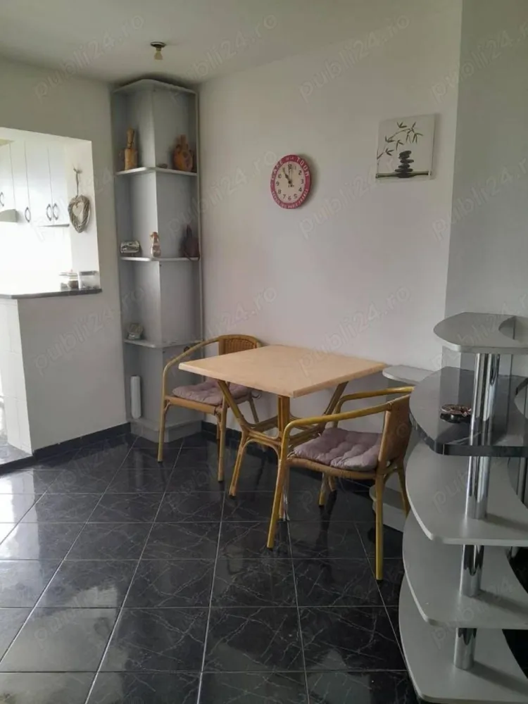 Proprietar vand apartament 4 camere Morarilor - Pantelimon - Apartament 4 camere , etaj 10 14 ,decomandat, 3 balcoane, 2 grupuri sanitare, bucatarie mare. Bloc linistit, vedere la parc, 10min merou, mall in apropiere.