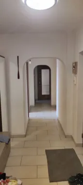 Apartament 4 camere Calea Văcărești