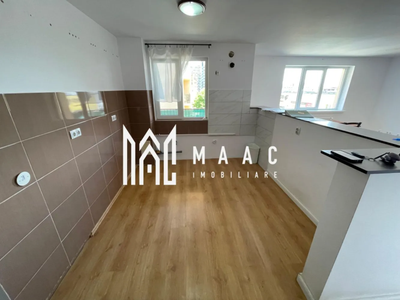 BLACK FRIDAY I Apartament 3 camere | 82 mp | Etaj 2 | Aleea Streiu