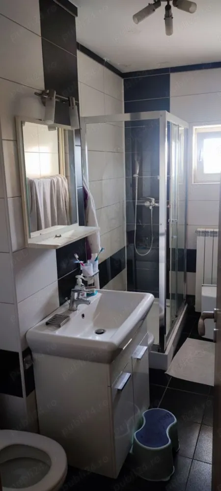 Apartament 4 camere Calea Văcărești