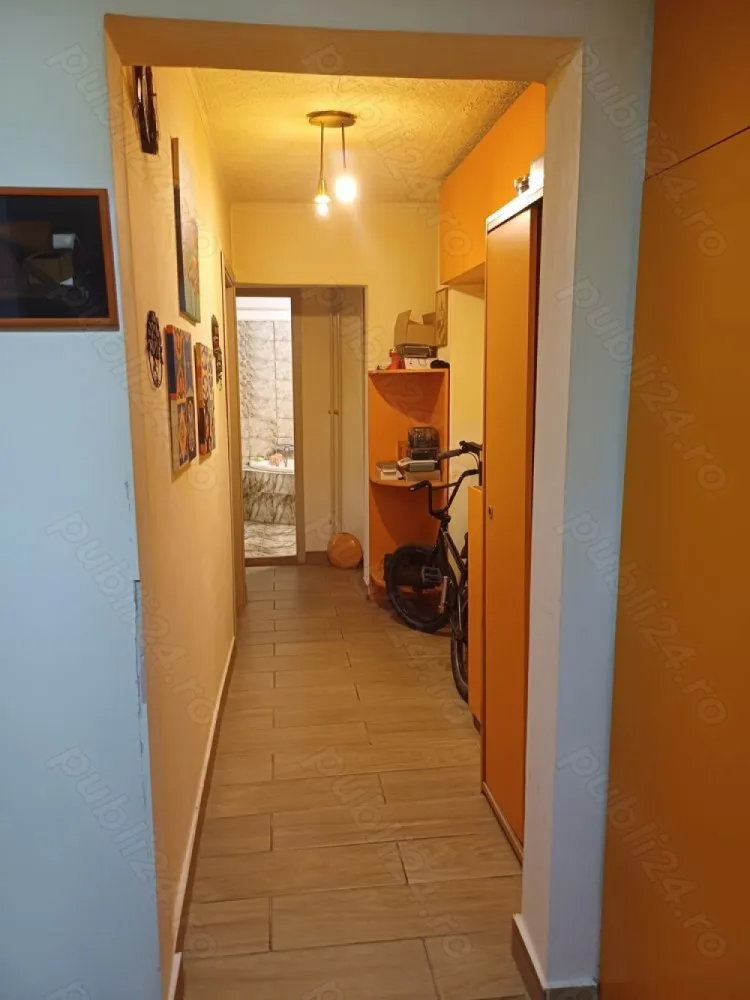 4 camere Dristor-metrou