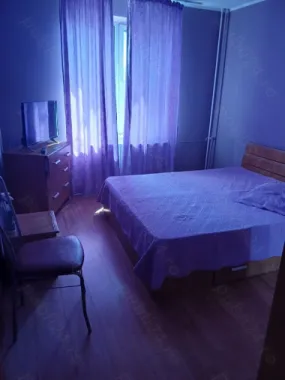 Vând apartament 4 camere