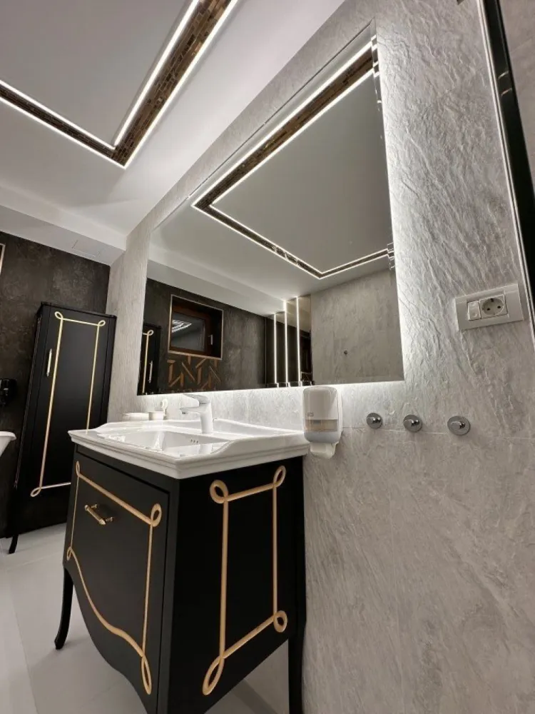 Penthouse exclusivist, 650 mp, Unirii-Alba Iulia-Mall Vitan CRYPTO Accept