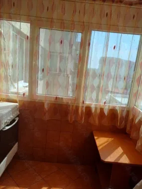 Vând apartament 4 camere