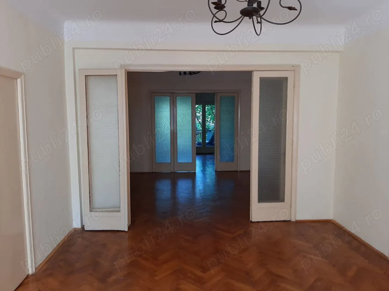 Vând apartament 185mp la Cișmigiu