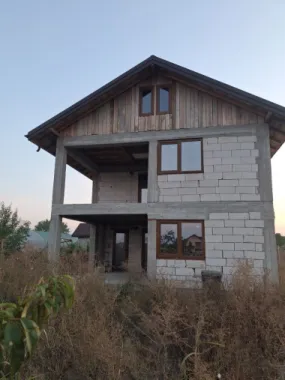 Vila de vanzare în magurele if