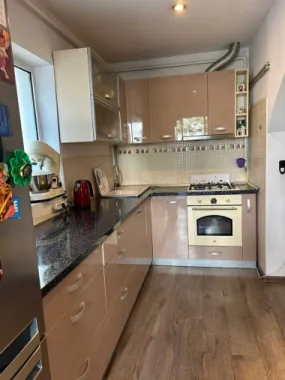 De vânzare apartament cu 4 camere în zona Cișmigiu