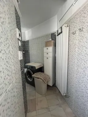 De vânzare apartament cu 4 camere în zona Cișmigiu
