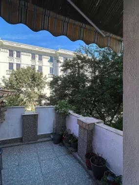 De vânzare apartament cu 4 camere în zona Cișmigiu