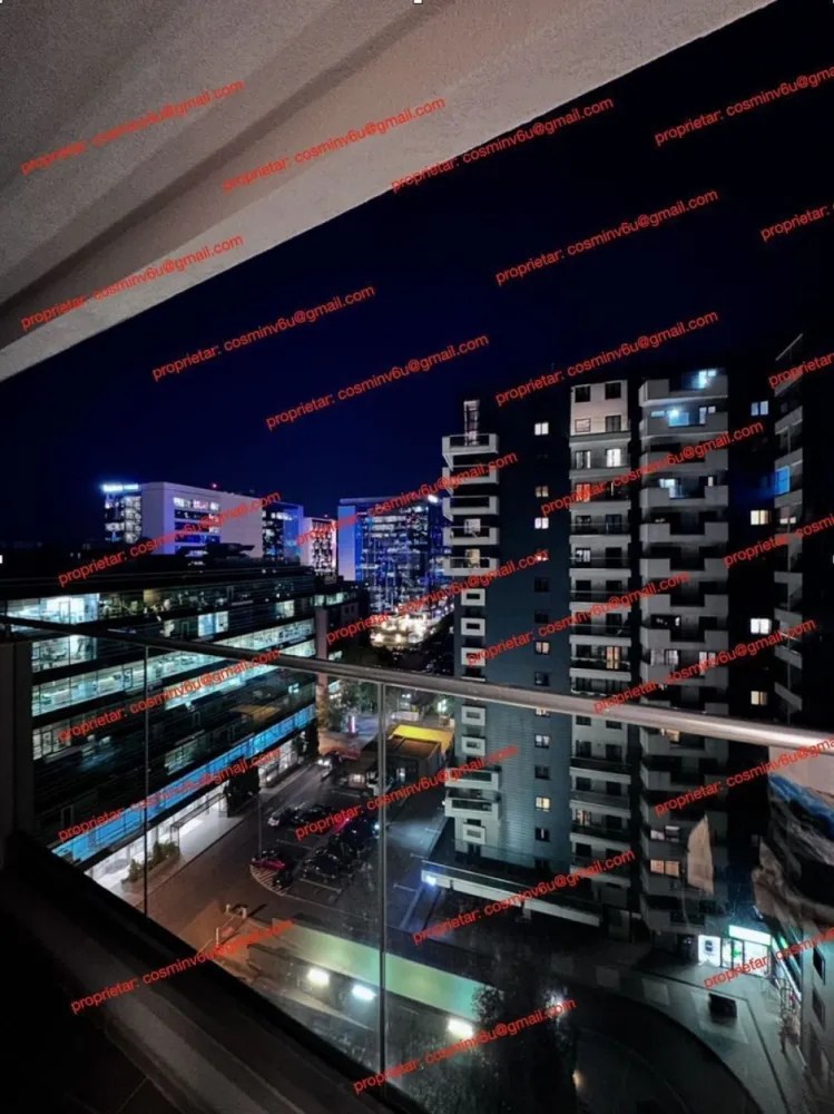 Proprietar Apartament 2 Camere +boxa +parcare Upground Metrou Pipera - Către agențiile imobiliare: Vă rog să nu copiați acest anunț !!! View spectaculos, etajul 11. Ghena la fiecare etaj, nu e nevoie sa duceti gunoiul afara ca in alte complexuri. Parcare la subteran. Urmeaza sa fie mobilat. Complexul Upground este unul de calitate superioară, situat într-o zonă excelentă, cu vecini de treabă și o comunitate prietenoasă. Zona Aurel Vlaicu - Pipera este un important hub de business din București, ideal pentru profesioniștii care lucrează în corporațiile din apropiere, cu acces rapid la birouri și facilități esențiale. La doar 5 minute de mers pe jos până la stația de metrou Pipera și 15 minute de mers pe jos până la Promenada Mall. În plus, parcurile din apropiere — Parcul Tei, Parcul Bordei și Parcul Herăstrău — oferă opțiuni excelente pentru relaxare și recreere în aer liber. Acces auto în/din complex prin 3 direcții (vezi poză). Apartament 2 camere foarte mare (90mp utili), situat la etajul 11, cu o priveliște minunată. Dispune de un balcon generos și un living + bucătărie spațioase (52 mp). Dressing, 2 băi (una cu cadă și bideu, accesorii Grohe). În curs de renovare. Facilități la parter: Sala de fitness World Class Gold cu piscină Mega Image Salonul de înfrumusețare Geta Voinea Starbucks Pepco Restaurante Include o boxă de depozitare (5mp x 3m înălțime), recent renovată și echipată cu rafturi. Include si locul de parcare. Animalele de companie nu sunt acceptate. Lăsați un mesaj și voi răspunde imediat.