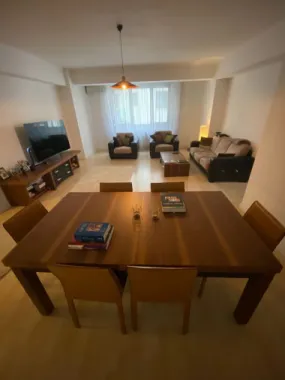 Inchiriere apartament 3 camere zona Mall Vitan
