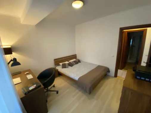 Inchiriere apartament 3 camere zona Mall Vitan