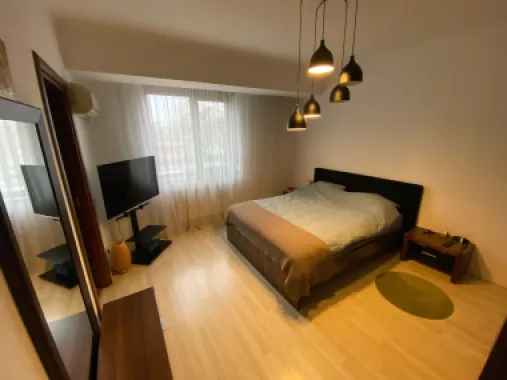 Inchiriere apartament 3 camere zona Mall Vitan