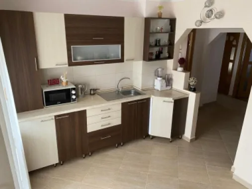 BRASADAS vinde ap cu 4 cam 92mp etajul 3 în Micro 17