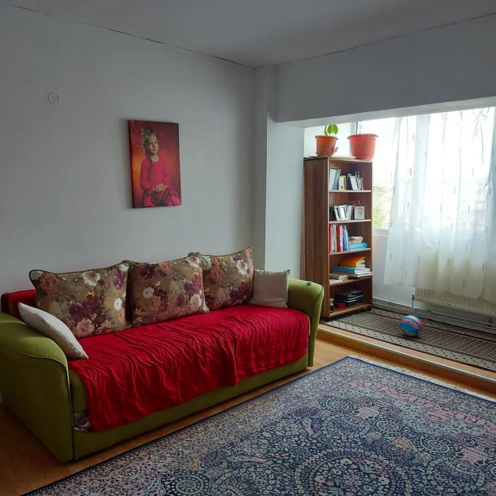 Ag EUROPA vinde ap 3 cam Etaj 4 in Micro 16 - Agenția EUROPA vinde apartament cu camere situat la etajul 4 în Micro 16
