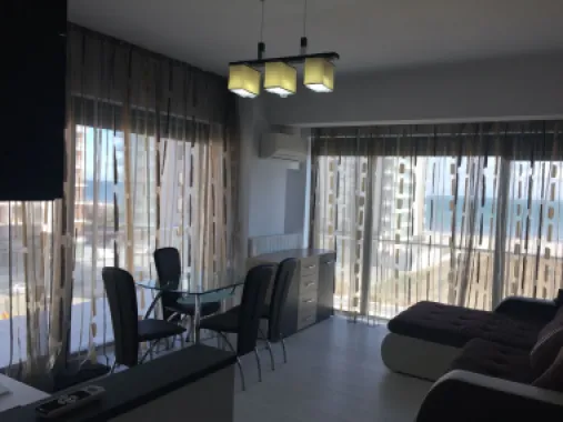 Apartament pe malul Mării, Mamaia! 2 camere 63mp suprafață. Mobilat.