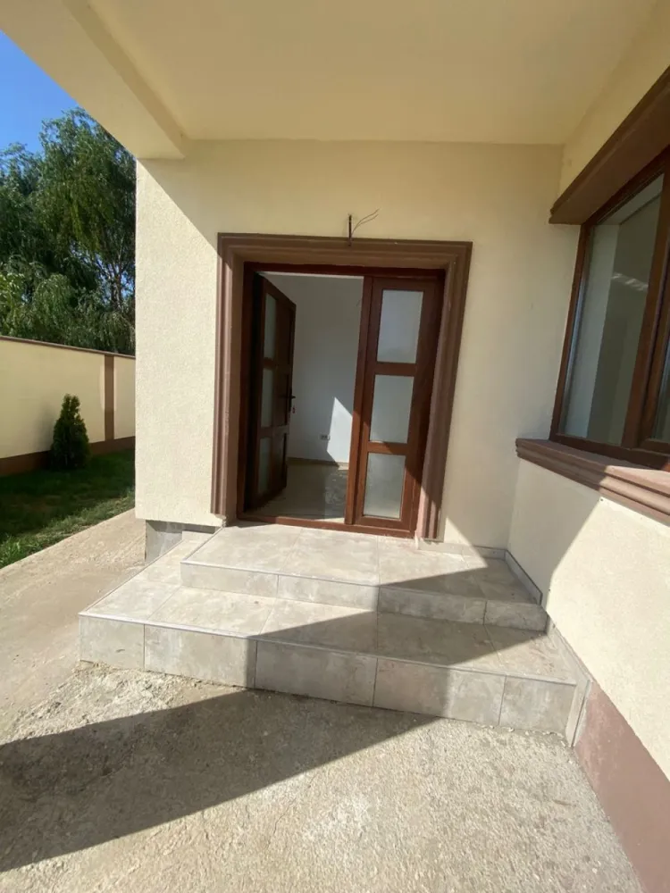 Casa P+1 de vanzare 160 MP An 2023 Predare la cheie Constanta Lumina